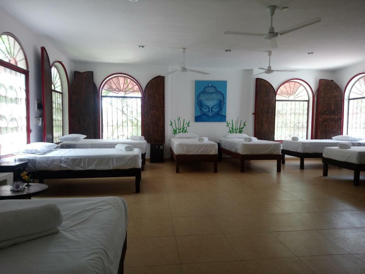 Casita Rustica En La Selva Hotel Cancun Exterior photo